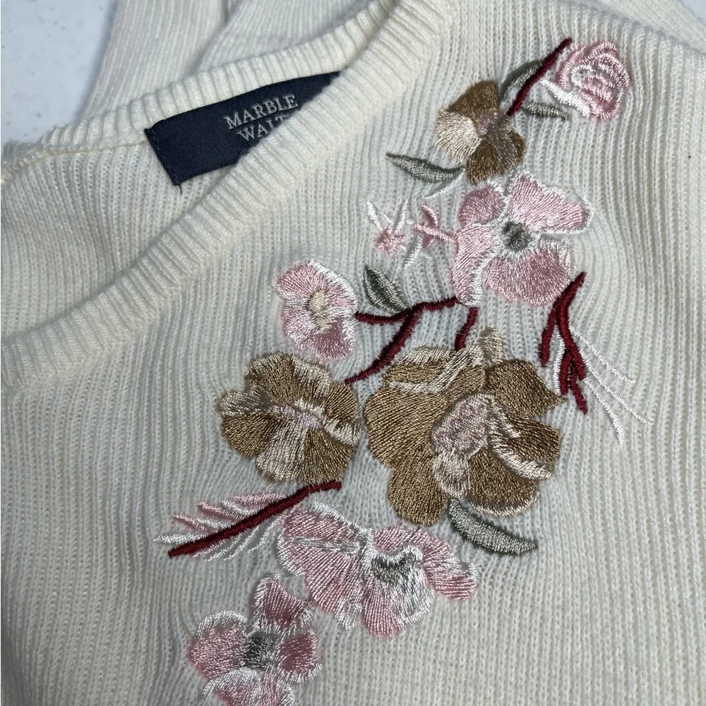 Marble Waltz cream colored floral embroidered sweater. Made in Japan size Large